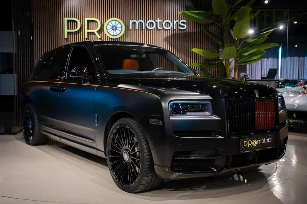 Rolls-Royce Cullinan Black Badge Extra leather|360|Starlight 06/2020-photo-37