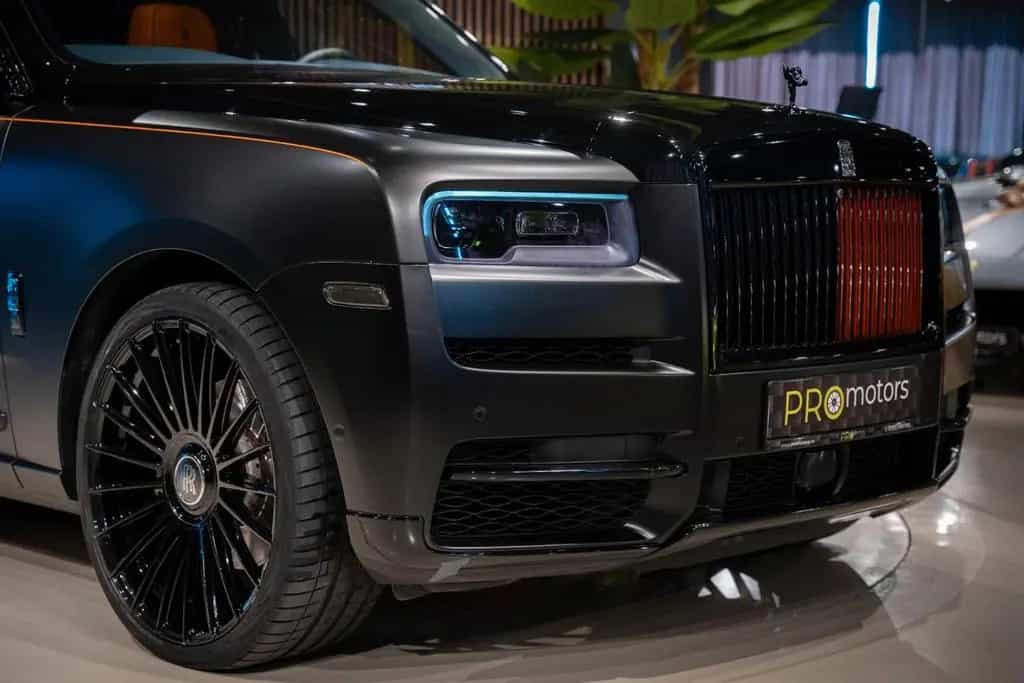 Rolls-Royce Cullinan Black Badge Extra leather|360|Starlight 06/2020-photo-38