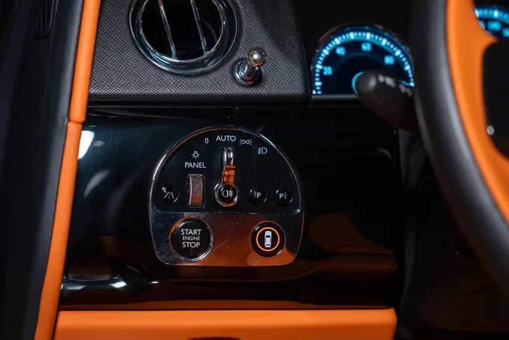Rolls-Royce Cullinan Black Badge Extra leather|360|Starlight 06/2020-photo-9