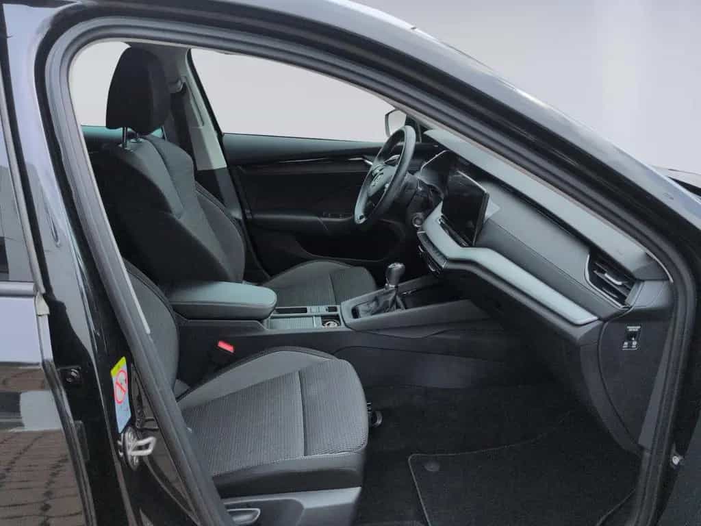 Skoda Octavia Combi 1.5 TSI Ambition NAVI+MATRIX+SHZ 06/2021-photo-17
