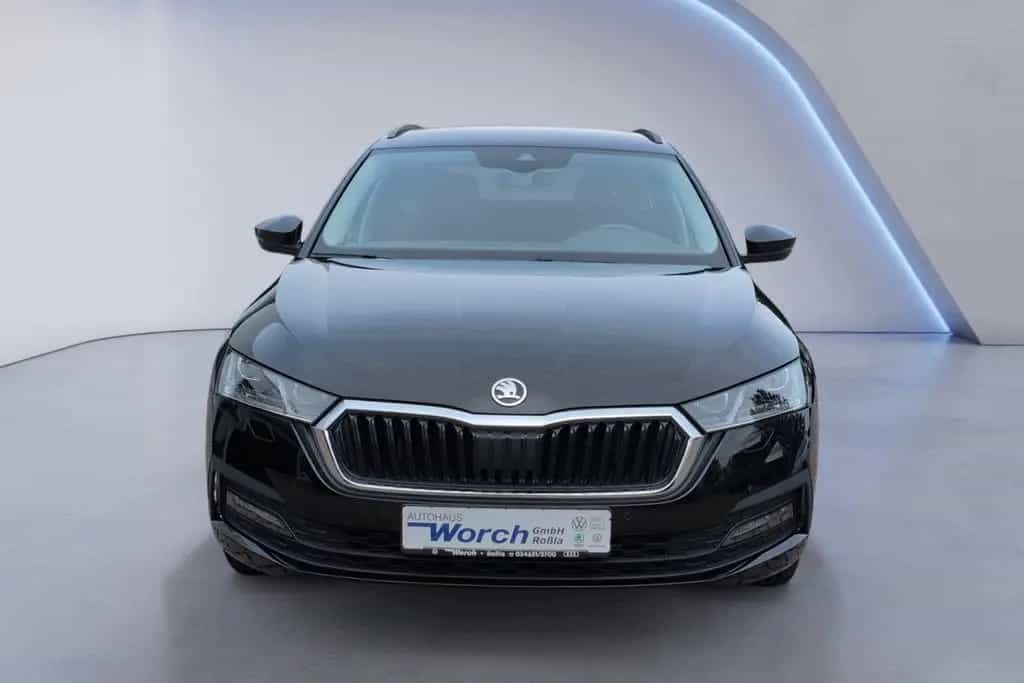 Skoda Octavia Combi 1.5 TSI Ambition NAVI+MATRIX+SHZ 06/2021-photo-7