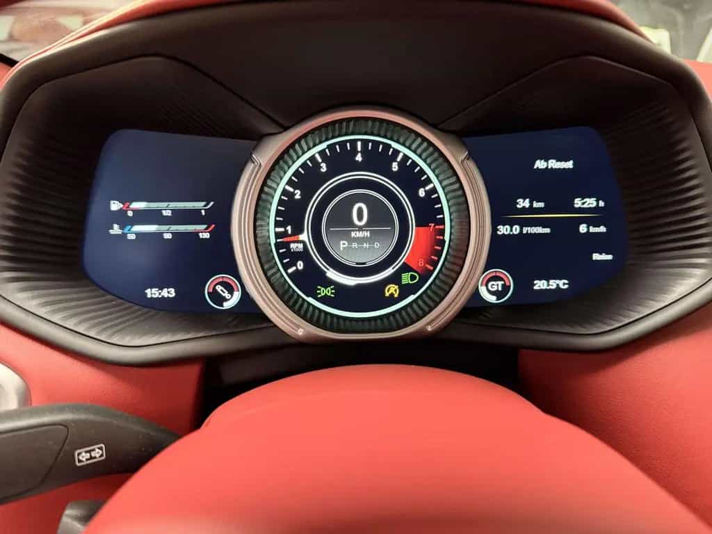 Aston Martin DB11 DB11 V12 Coupe 05/2017-photo-11