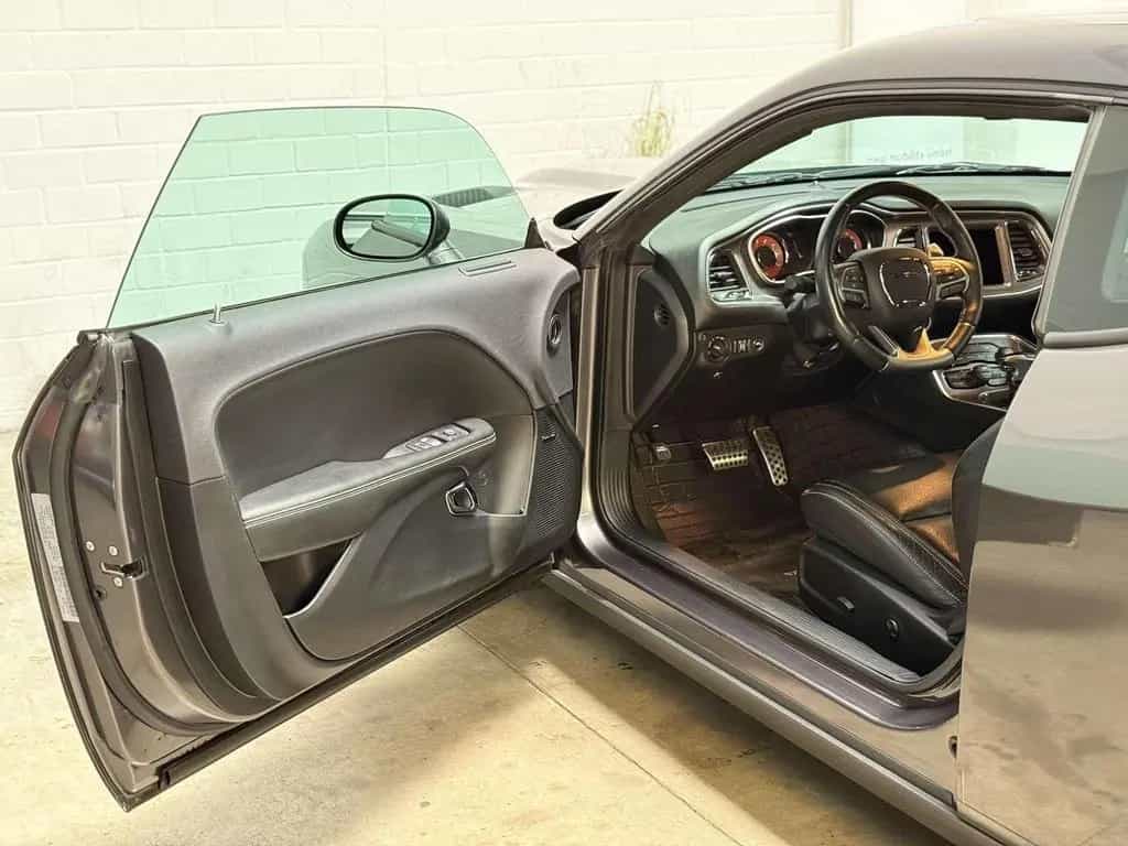 Dodge Challenger Challenger Automatik SRT Hellcat 01/2018-photo-13