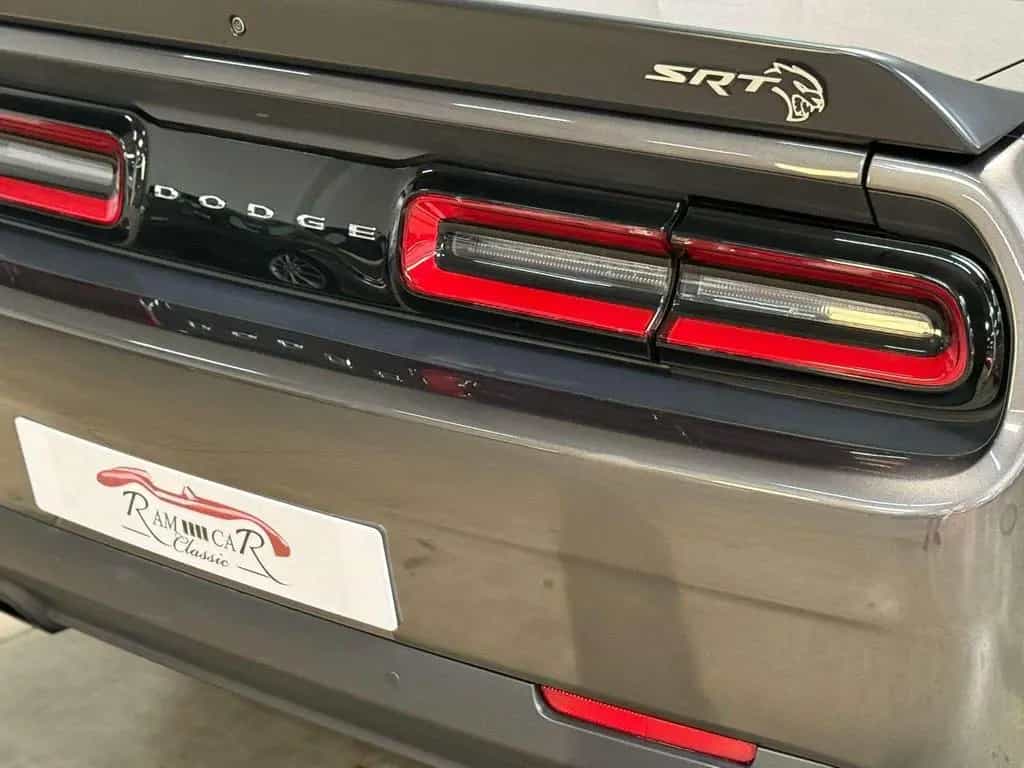 Dodge Challenger Challenger Automatik SRT Hellcat 01/2018-photo-8