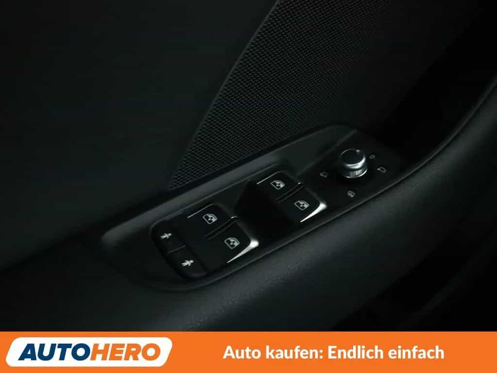 Audi A3 Sportback 1.6 TDI Design Aut.*NAVI*PDC*ACC* 11/2018-photo-33