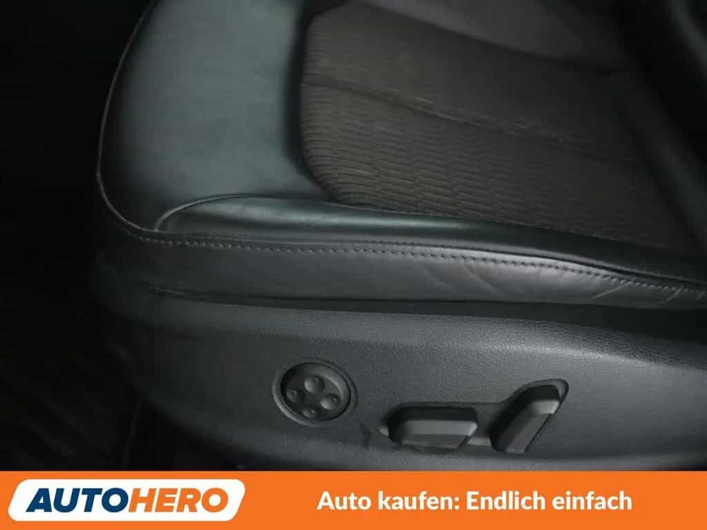 Audi A3 Sportback 1.6 TDI Design Aut.*NAVI*PDC*ACC* 11/2018-photo-35