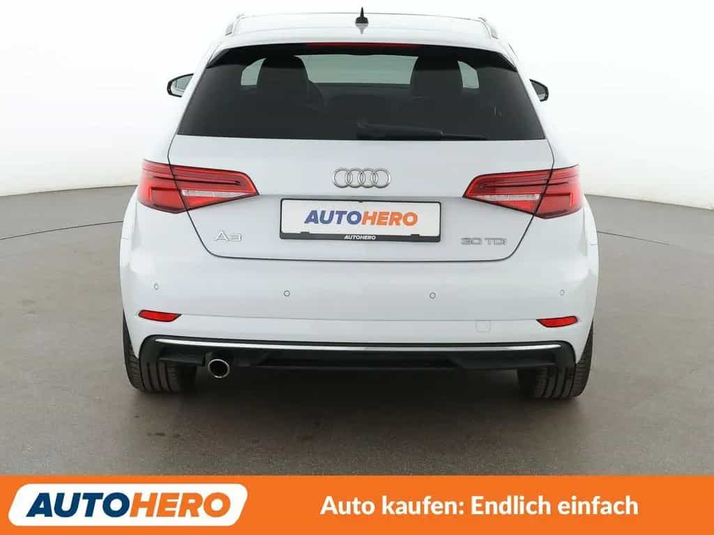 Audi A3 Sportback 1.6 TDI Design Aut.*NAVI*PDC*ACC* 11/2018-photo-4