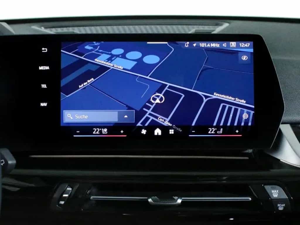 BMW X1 sDrive 20i LED PDC Navigation Ablagenpaket 11/2025-photo-16