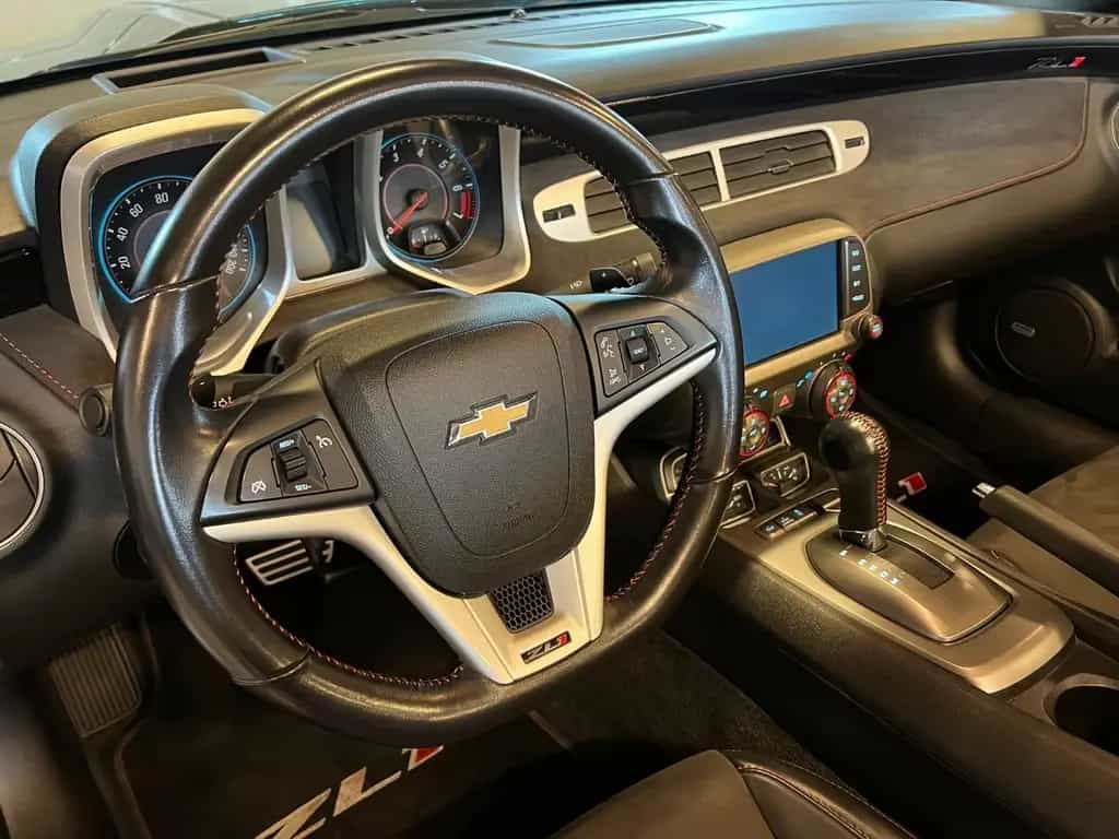 Chevrolet Camaro 6.2 V8-ZL1-V8-GARANTIE-FINANZIERUNG-588PS 01/2013-photo-19