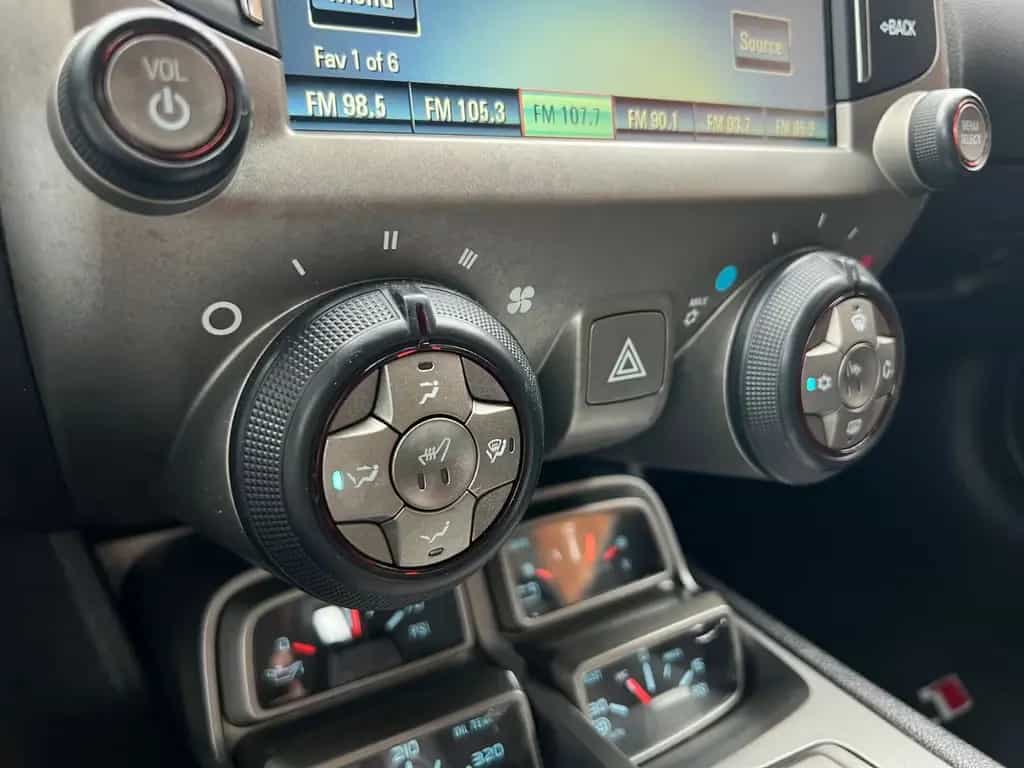 Chevrolet Camaro 6.2 V8-ZL1-V8-GARANTIE-FINANZIERUNG-588PS 01/2013-photo-27