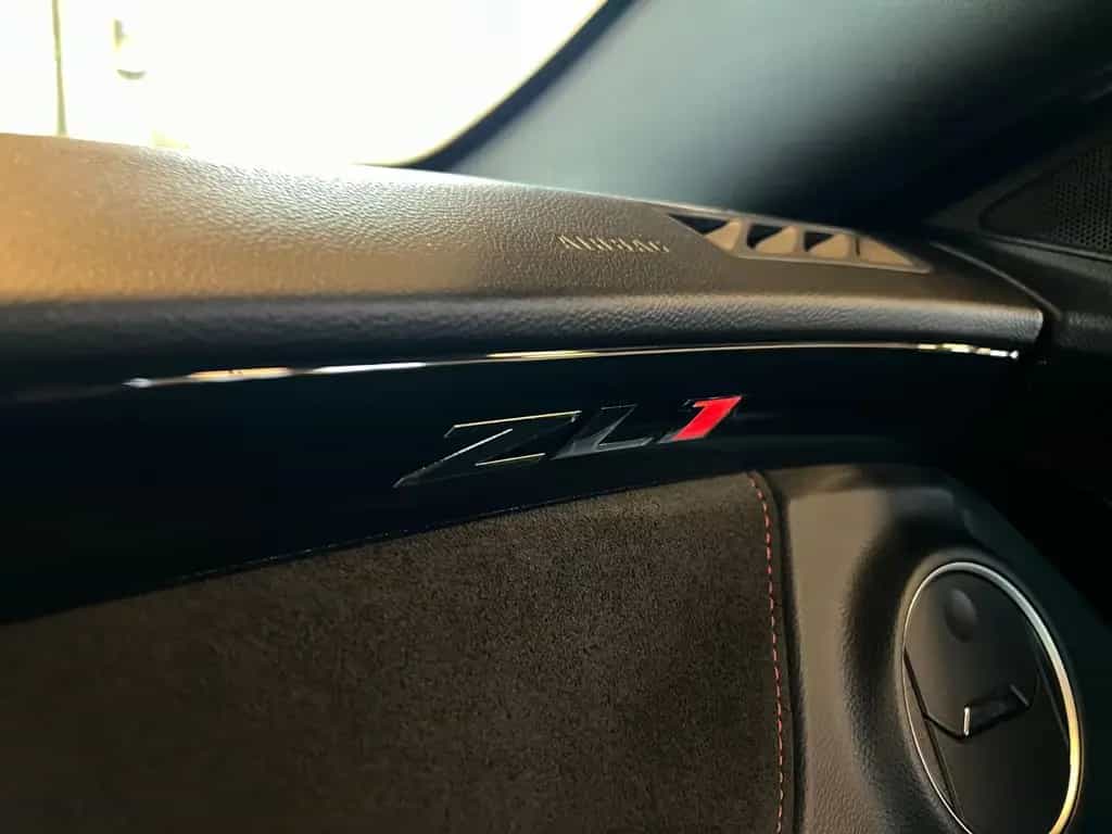 Chevrolet Camaro 6.2 V8-ZL1-V8-GARANTIE-FINANZIERUNG-588PS 01/2013-photo-31