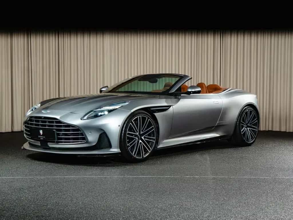 Aston Martin DB12 4.0 V8 Volante, B&W, Q Spec, Walnut, Saddle 01/2023-photo-0