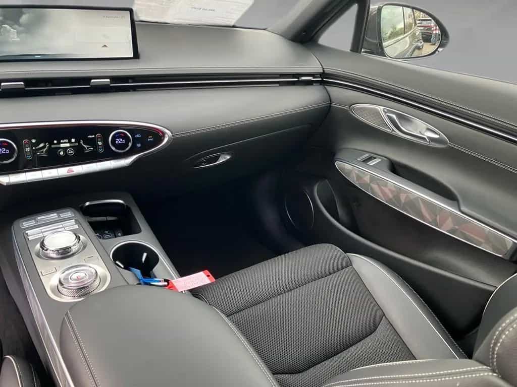 Genesis GV70 2,2L Diesel  AWD Sport vom Genesis Vertrags 11/2024-photo-10