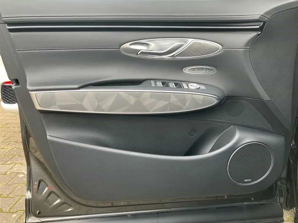 Genesis GV70 2,2L Diesel  AWD Sport vom Genesis Vertrags 11/2024-photo-13
