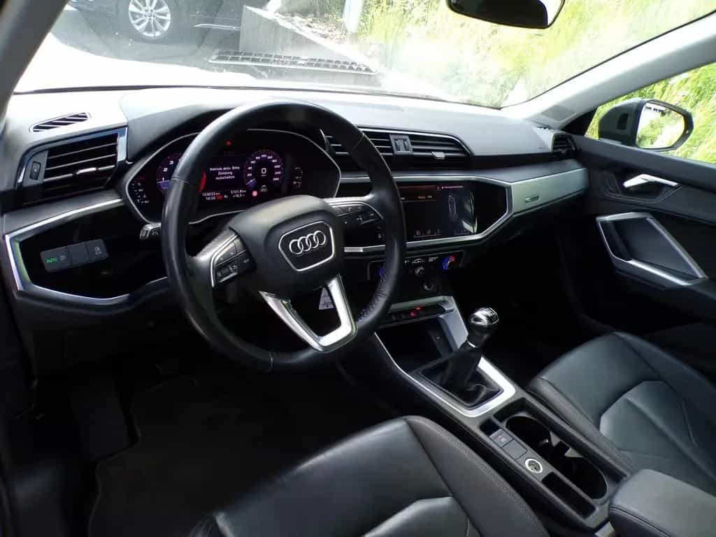 Audi Q3 35 TFSI / PARKHILFE+NAVI+SITZHEIZUNG 01/2020-photo-12