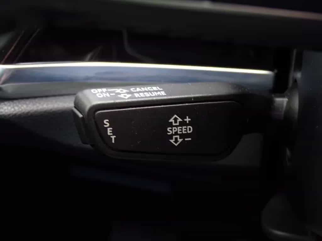 Audi Q3 35 TFSI / PARKHILFE+NAVI+SITZHEIZUNG 01/2020-photo-18