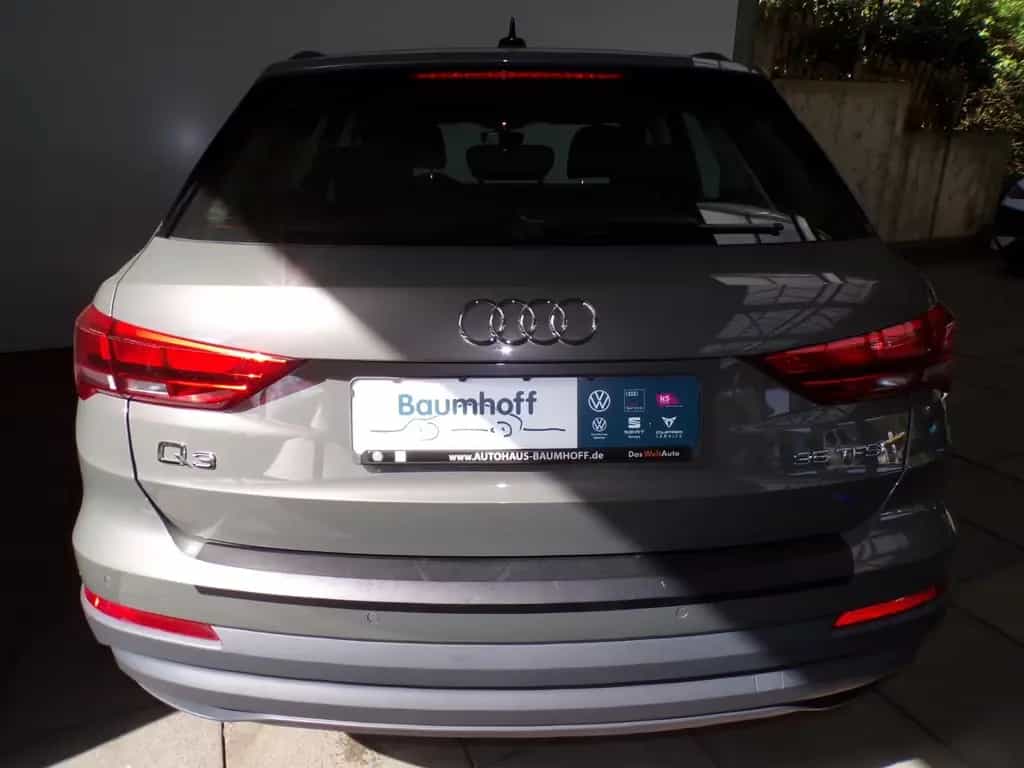 Audi Q3 35 TFSI / PARKHILFE+NAVI+SITZHEIZUNG 01/2020-photo-9
