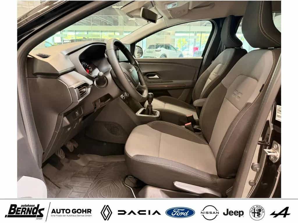 Dacia Jogger TCe 110 7-SITZER Extreme+ KLIMAAUTOM. NAV 12/2024-photo-10