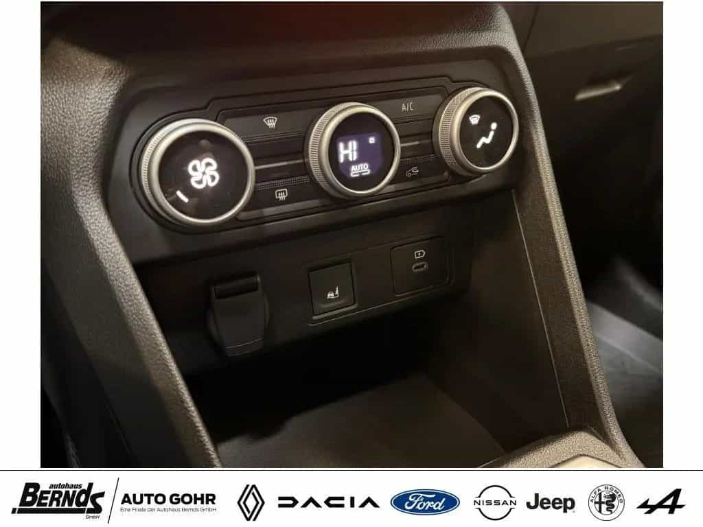 Dacia Jogger TCe 110 7-SITZER Extreme+ KLIMAAUTOM. NAV 12/2024-photo-21