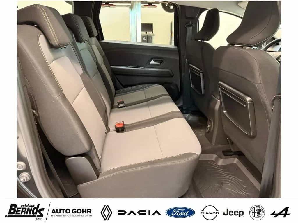 Dacia Jogger TCe 110 7-SITZER Extreme+ KLIMAAUTOM. NAV 12/2024-photo-3