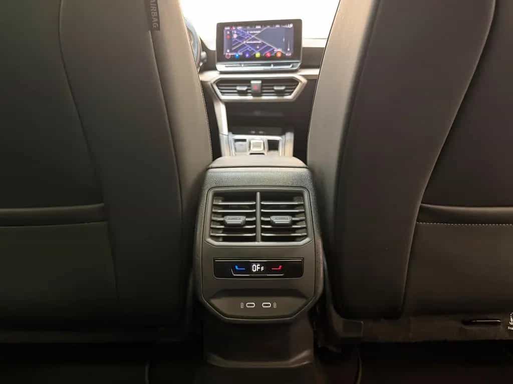 Seat Leon 1.5 eTSI AHK|Pano|Navi|CAM|Lenkrhzg. 08/2021-photo-15