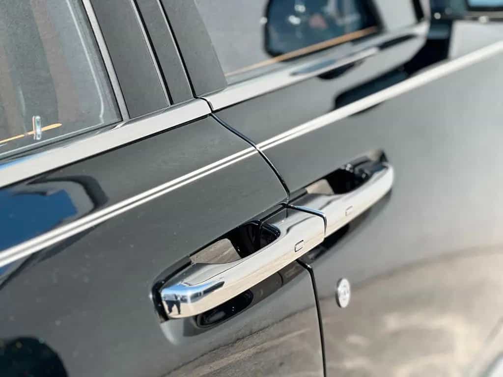 Rolls-Royce Cullinan - null-photo-10