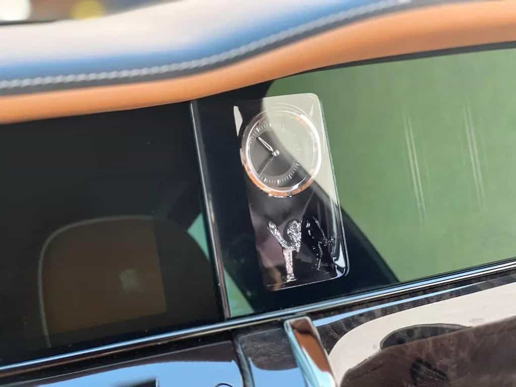 Rolls-Royce Cullinan - null-photo-25