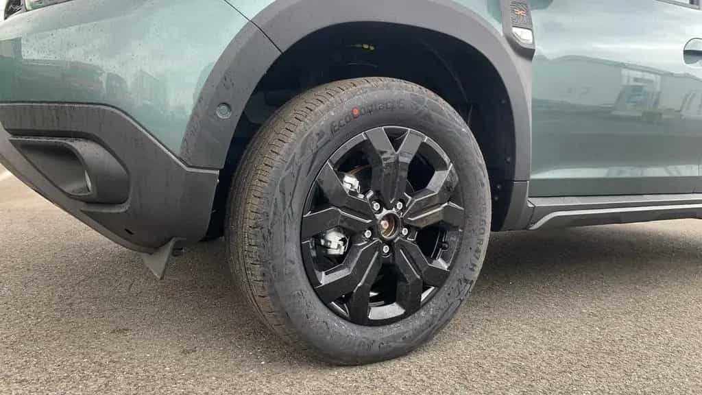Dacia Duster EXTREME II 1.3 TCe 130 NAVI+CARPLAY+LED 04/2024-photo-23