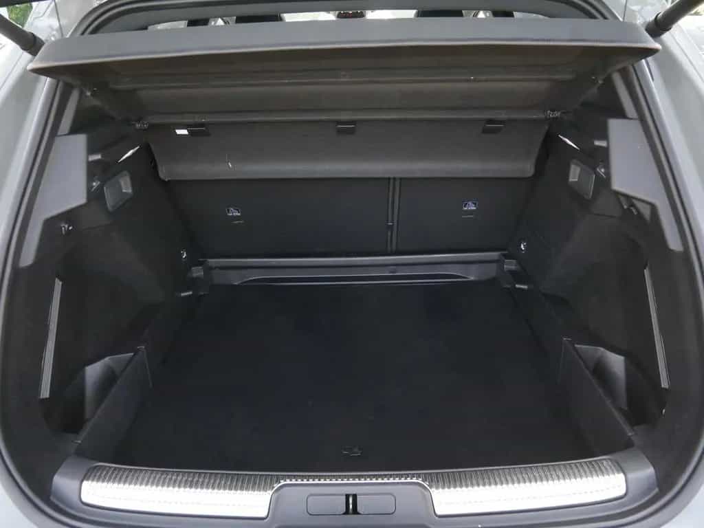 DS Automobiles DS7 (Crossback) DS 7 Crossback Opera BlueHDi 130 ACC LED PANO 04/2024-photo-19