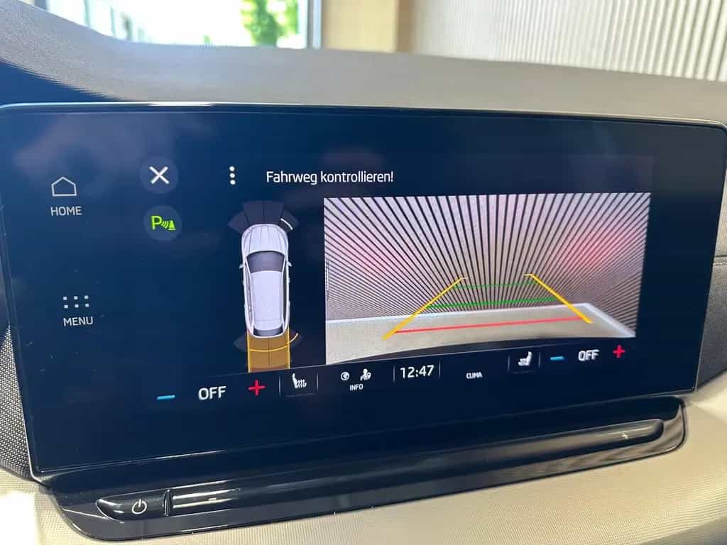 Skoda Octavia Combi 1.5 TSI e-TEC Style LED|PANO|Leder 01/2022-photo-15