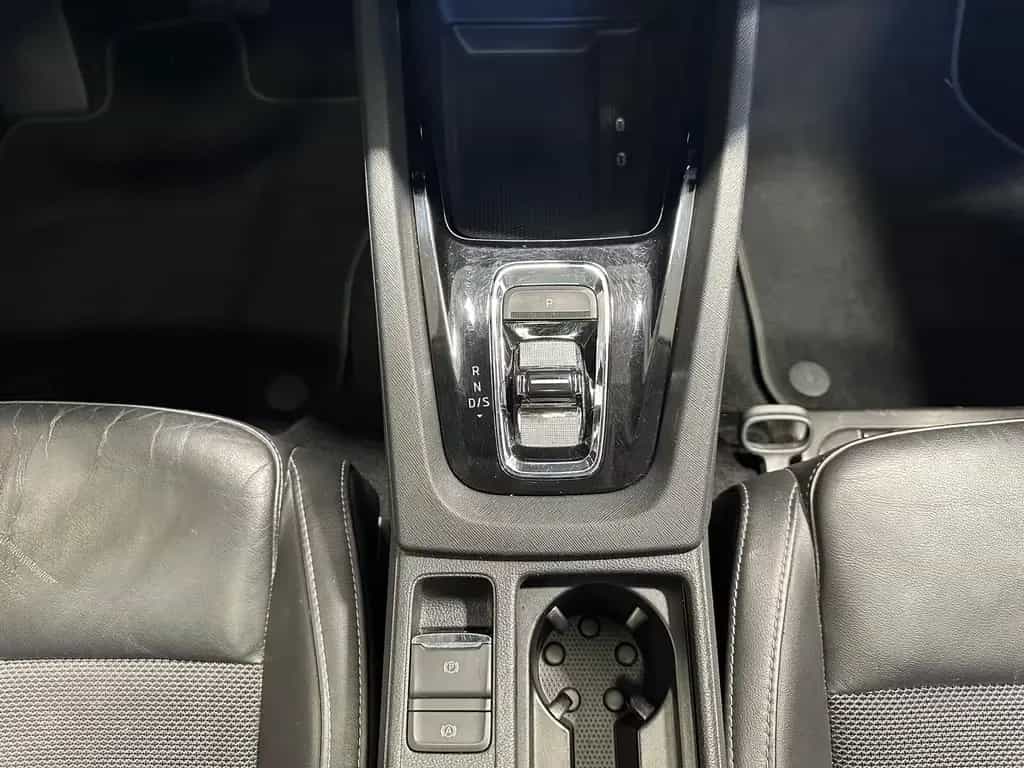 Skoda Octavia Combi 1.5 TSI e-TEC Style LED|PANO|Leder 01/2022-photo-17