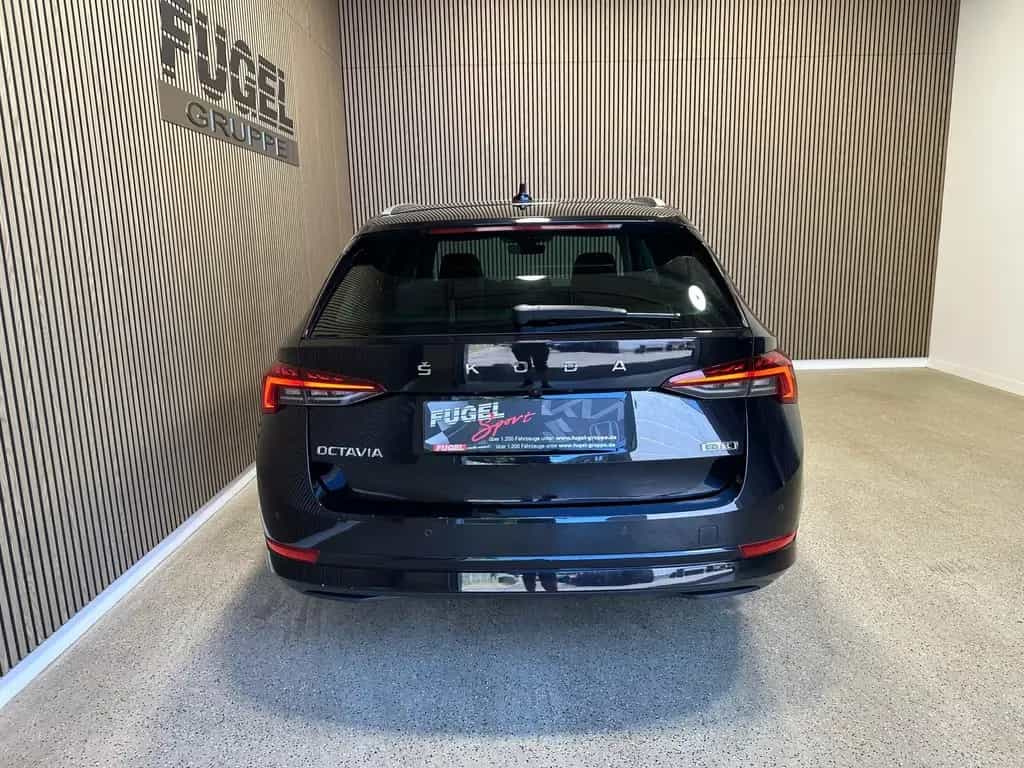 Skoda Octavia Combi 1.5 TSI e-TEC Style LED|PANO|Leder 01/2022-photo-27