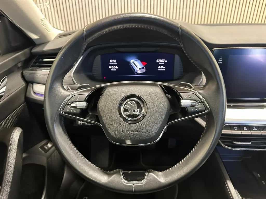 Skoda Octavia Combi 1.5 TSI e-TEC Style LED|PANO|Leder 01/2022-photo-8