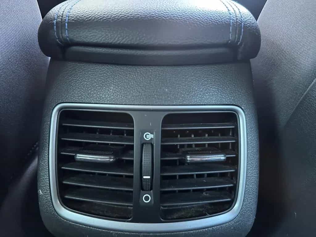 Hyundai TUCSON 1.6 Intro Edition *Navi*Kamera*SHZ*PDC*DA 08/2015-photo-13