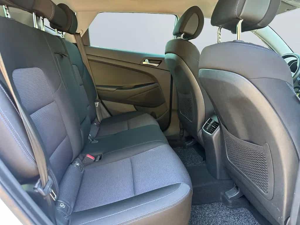 Hyundai TUCSON 1.6 Intro Edition *Navi*Kamera*SHZ*PDC*DA 08/2015-photo-19