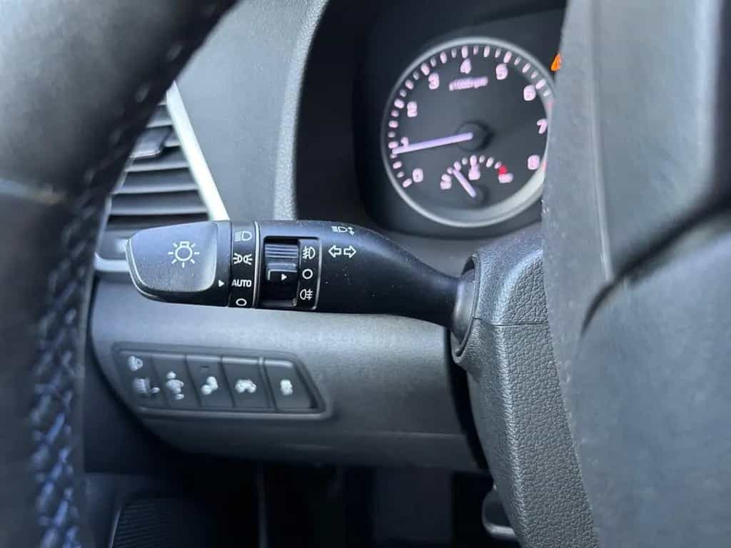 Hyundai TUCSON 1.6 Intro Edition *Navi*Kamera*SHZ*PDC*DA 08/2015-photo-23