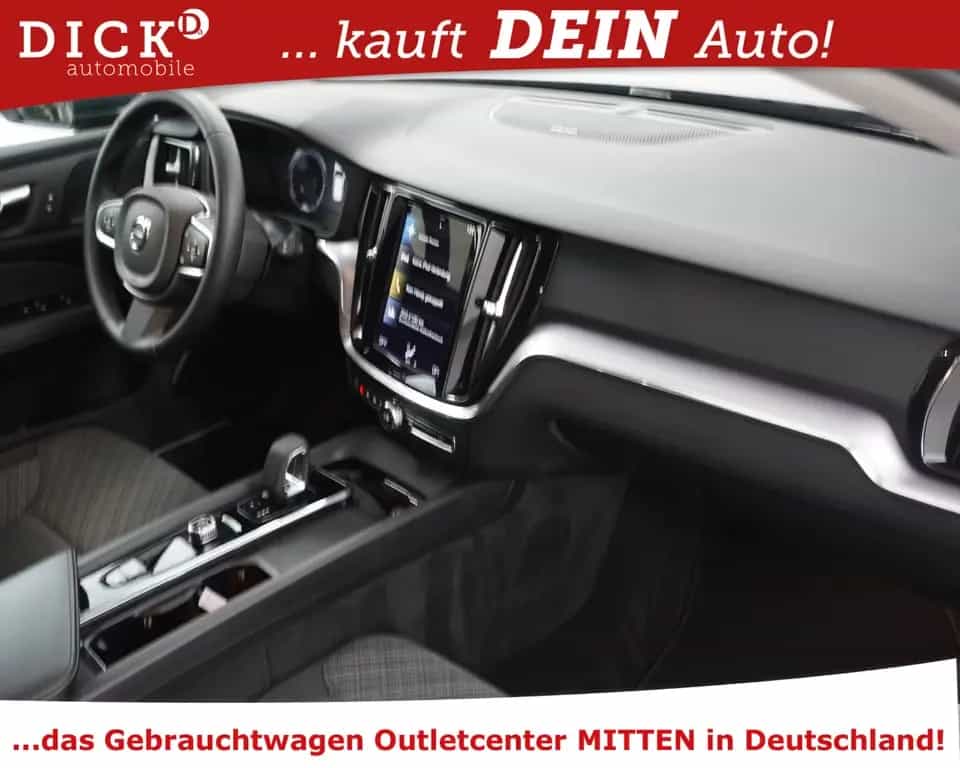 Volvo V60 B3 7G-DCT Core >NAVI+SHZ+H&K+LED+TEMP+VIRTU+ 02/2022-photo-11