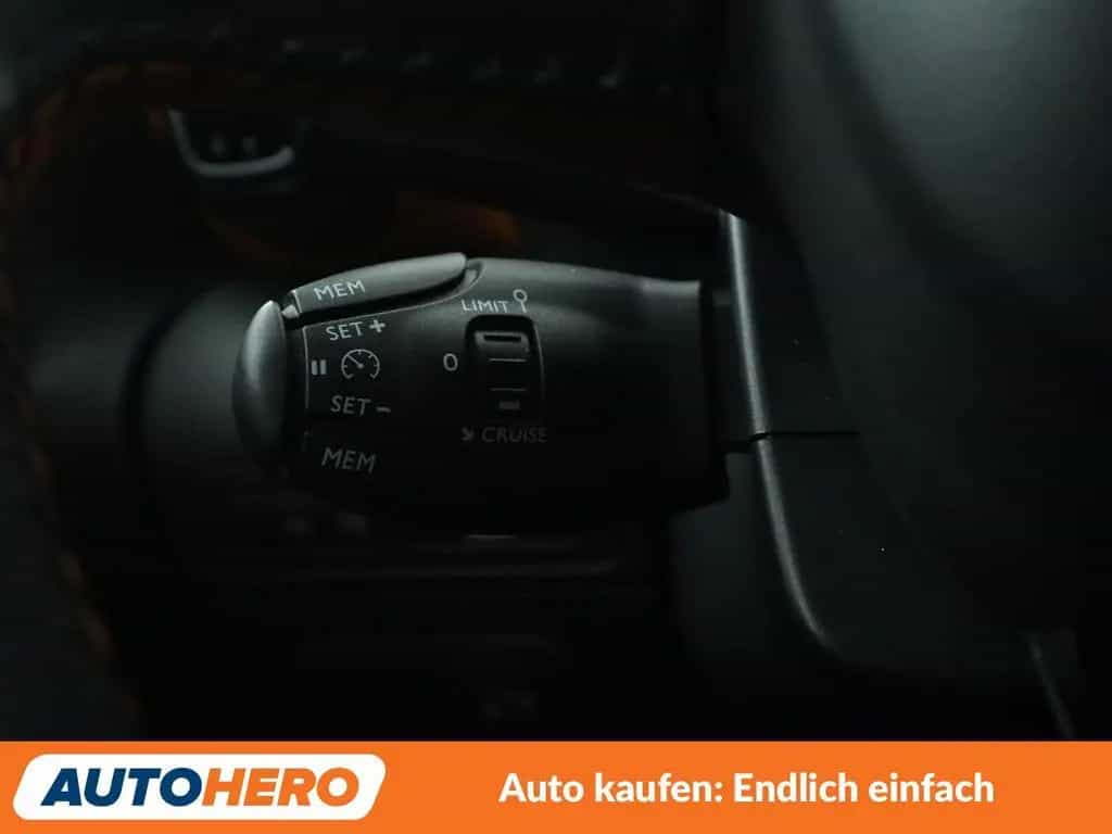 Citroën C3 Aircross 1.2 PureTech Shine Aut.*NAVI*PDC*SHZ 10/2018-photo-25