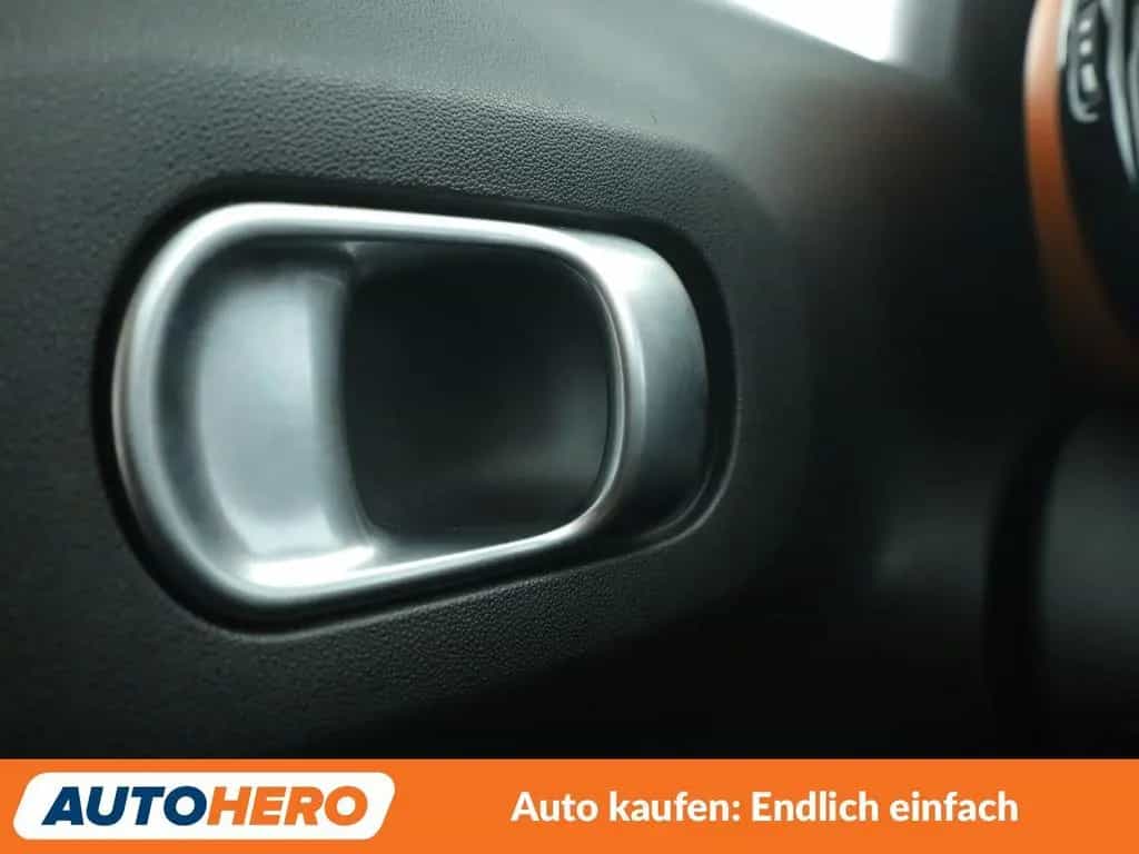 Citroën C3 Aircross 1.2 PureTech Shine Aut.*NAVI*PDC*SHZ 10/2018-photo-26