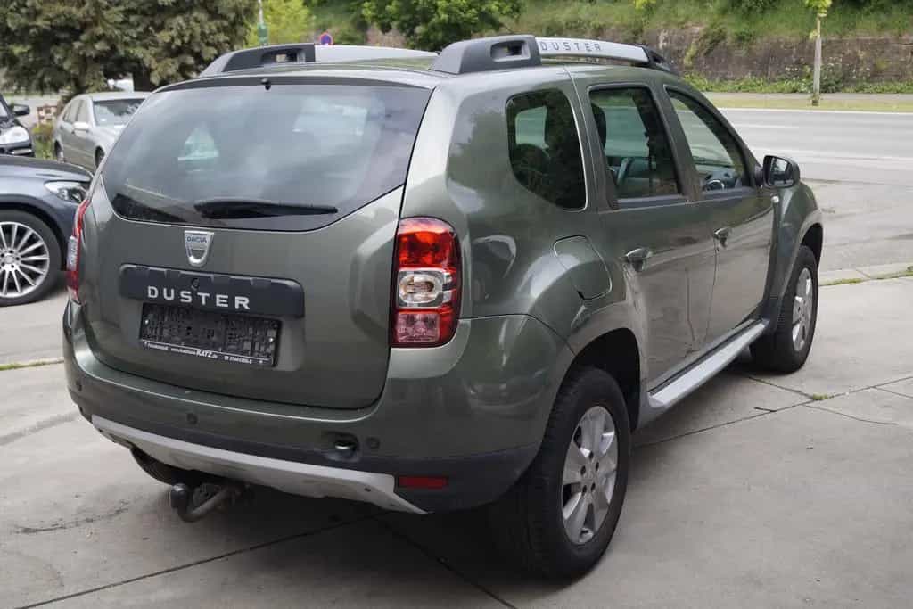 Dacia Duster I Prestige 4x2,Leder,AHK,Klima,PDC 04/2015-photo-4