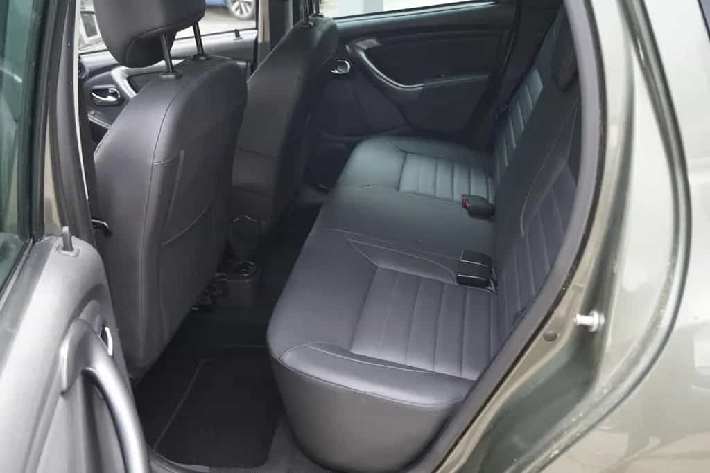 Dacia Duster I Prestige 4x2,Leder,AHK,Klima,PDC 04/2015-photo-8