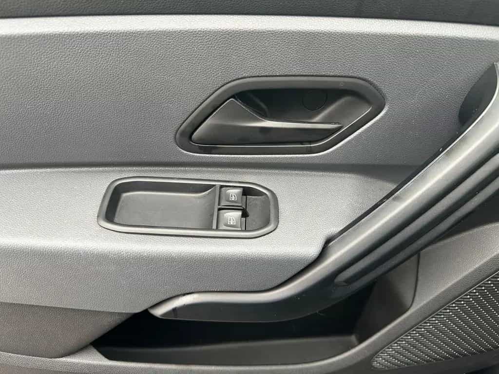 Dacia Duster II Essential 05/2018-photo-15