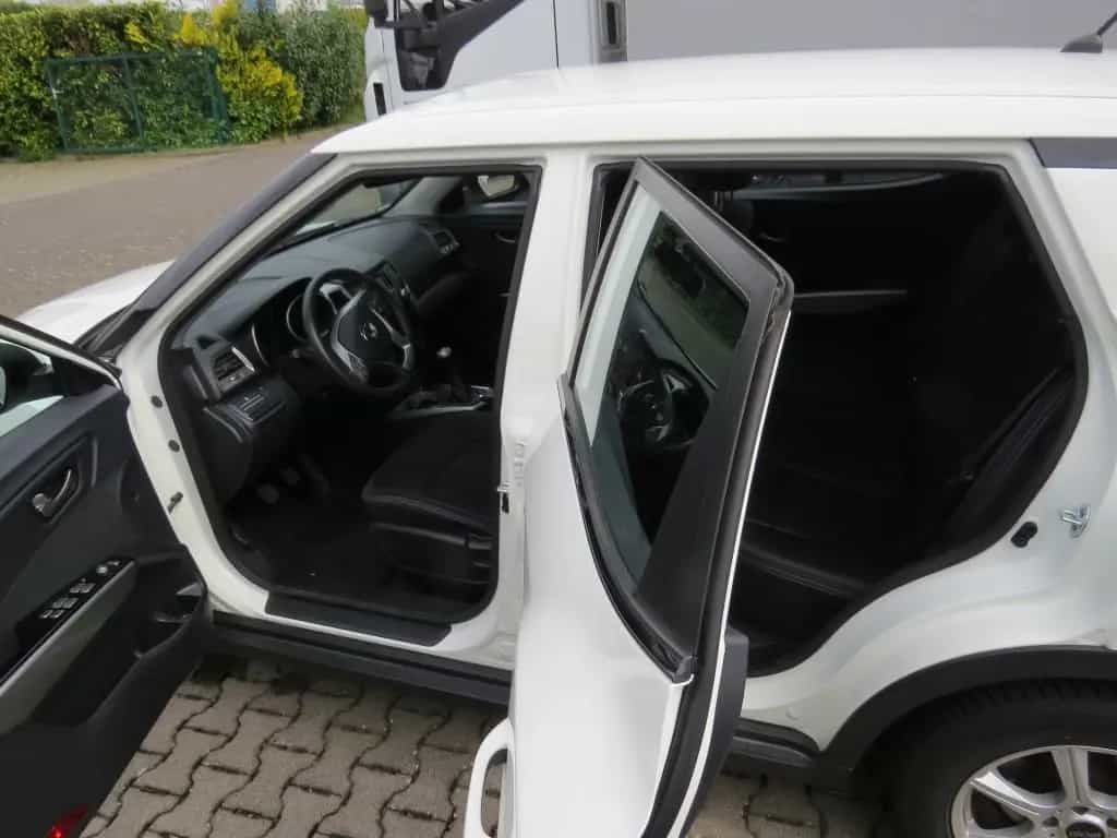 Ssangyong Tivoli 1.6 e-XGi 160 CRYSTAL 2WD 09/2017-photo-14