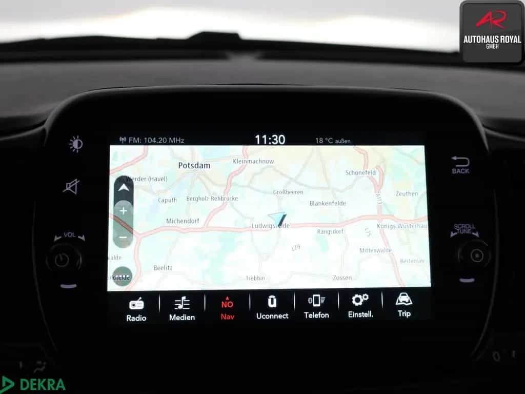 Fiat 500 Abarth 695 PANO,NAVI,BEATS,CARPLAY,1.HD,SH 02/2023-photo-14