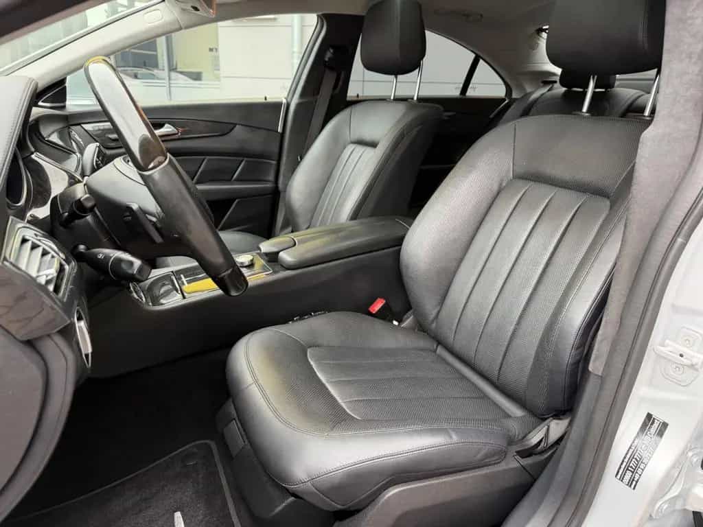 Mercedes-Benz CLS 350 LEDER/NAVI/SCHIEBEDACH/SHZ/MEMORY* 04/2013-photo-11