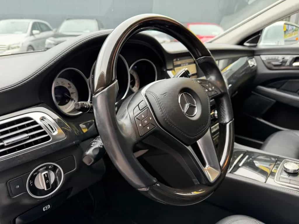 Mercedes-Benz CLS 350 LEDER/NAVI/SCHIEBEDACH/SHZ/MEMORY* 04/2013-photo-13