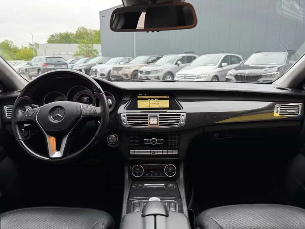 Mercedes-Benz CLS 350 LEDER/NAVI/SCHIEBEDACH/SHZ/MEMORY* 04/2013-photo-15