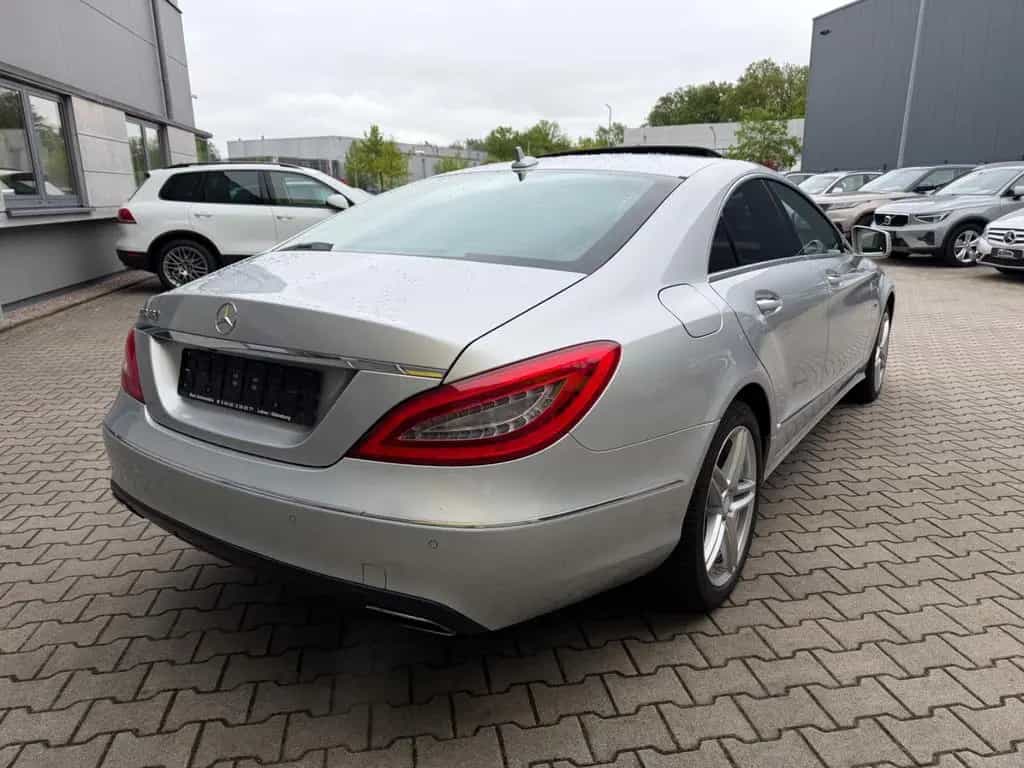 Mercedes-Benz CLS 350 LEDER/NAVI/SCHIEBEDACH/SHZ/MEMORY* 04/2013-photo-5