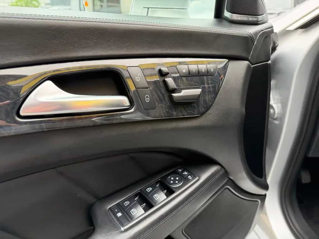 Mercedes-Benz CLS 350 LEDER/NAVI/SCHIEBEDACH/SHZ/MEMORY* 04/2013-photo-9