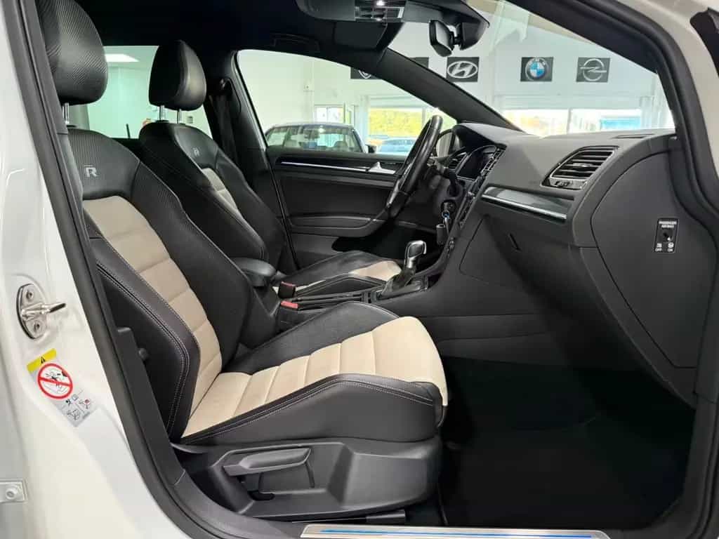 Volkswagen Golf VII Lim. R * DSG * VIRTUAL * DYNAUDIO* 07/2017-photo-16